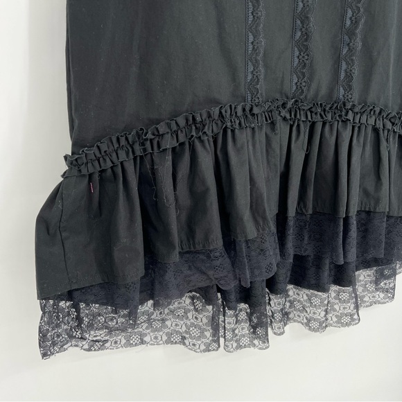 Elegant Black Lace Trim Skirt H&M Goth Practical Magic Hi Lo - Picture 5 of 12
